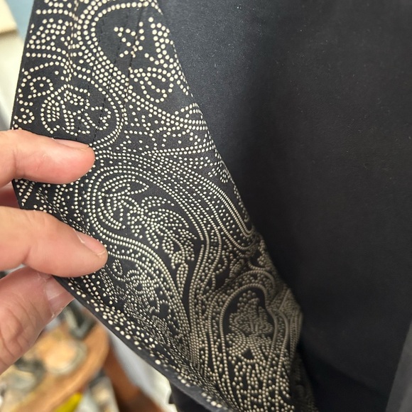 DASH jacket black with a patterned inside- size 16- zipper, pockets - and more - Picture 5 of 10